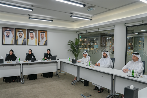 لجنة المنح التكميلية للمتقاعدين في الشارقة تعقد اجتماعها الدوري