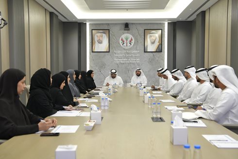 اجتماع دائرة الموارد البشرية يستعرض مسار العمل ويبحث أولويات الفترة المقبلة